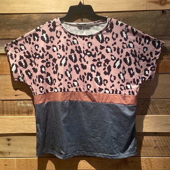 MISSLOOK XL T-Shirt - Picture 1 of 3